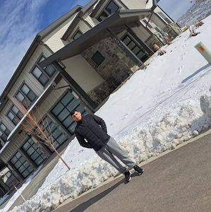 Meet your Posher, Edwin